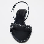 Dot heels